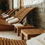 Lodji & Hotel
