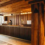 Lodji & Hotel Saint-Martin-de-Belleville