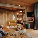 Lodji & Hotel Saint-Martin-de-Belleville