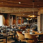 Lodji & Hotel
