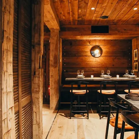 מלון Lodji & סן-מרטין-דה-בלוויל